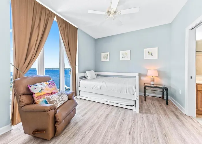 Lagoon Tower 901 Holiday home